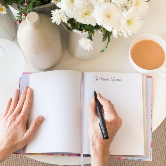 Pen and Paper Journaling – The Secret Key to Mental Wellness!